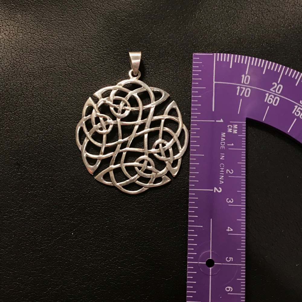 Celtic Sterling Silver pendant - Picture 3 of 6